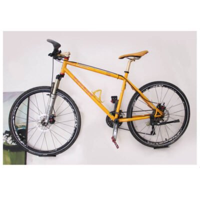 vélos accrochés chez un client